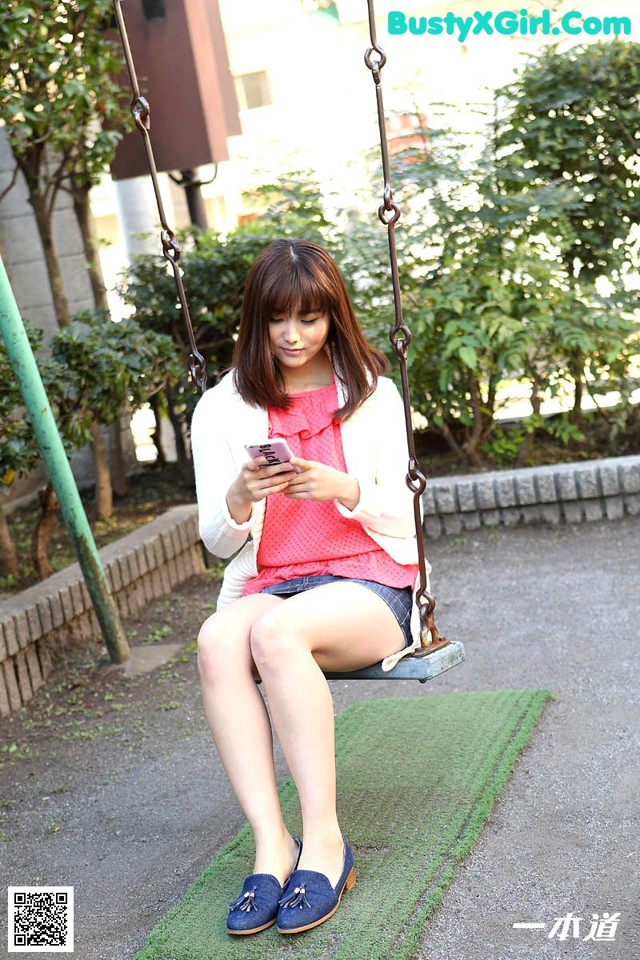 Maki Miyazawa - Sage Swinger Pool No.ee49ff