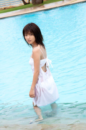 Erina Mano - Special Foto2 Bugil