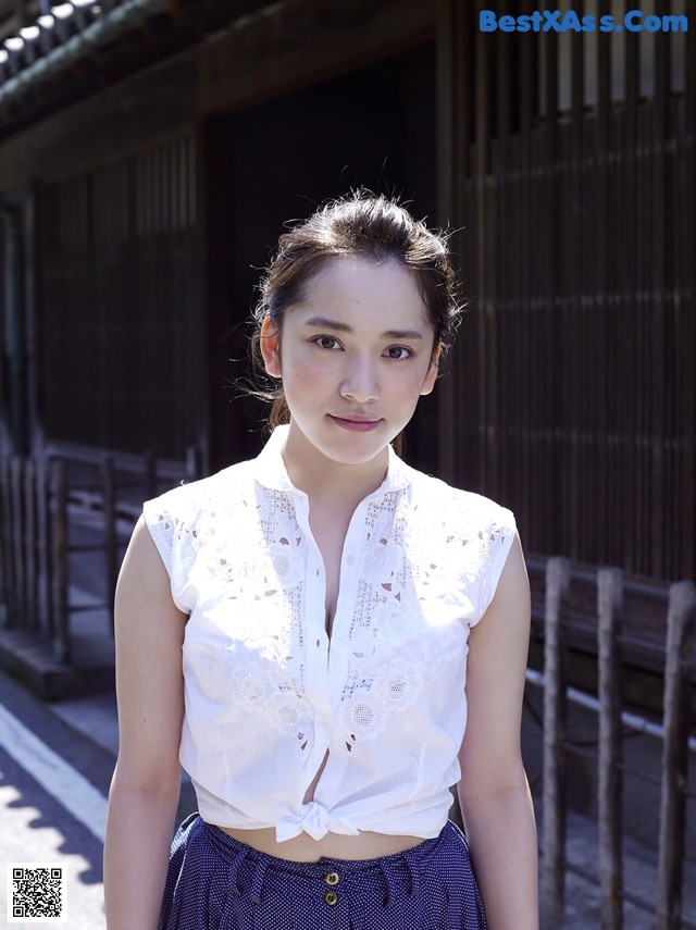 Sayaka Tomaru - 18yearsold Aunty Pissing No.5ca3f3