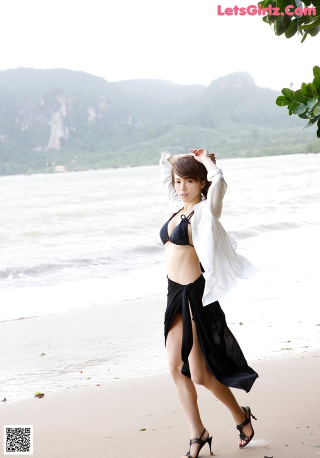 Yumiko Shaku - Collegge 4k Download No.2d9465